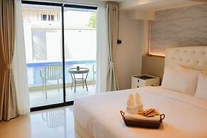 R2 Bed and Pool Kanchanaburi