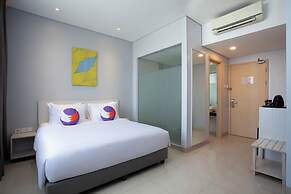 Fox Lite Hotel Cikarang