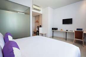 Fox Lite Hotel Cikarang