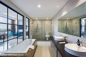 Fox Lite Hotel Cikarang