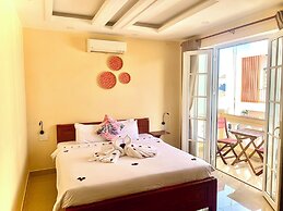 Aman Riverside Hotel