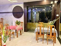 Aman Riverside Hotel