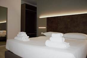 Domus Dea Roma - by Trinità