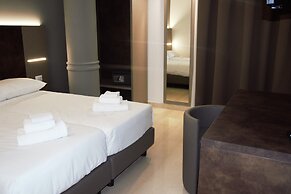 Domus Dea Roma - by Trinità