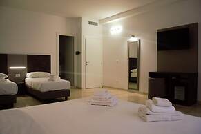 Domus Dea Roma - by Trinità