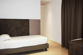 Domus Dea Roma - by Trinità