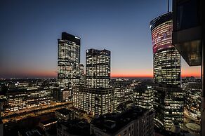 ShortStayPoland Platinum Towers Skyline