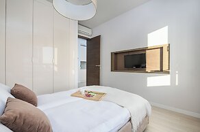 ShortStayPoland Platinum Towers Skyline