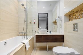 ShortStayPoland Platinum Towers Skyline