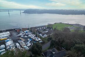 Marina House Annex - 1 Bedroom - Neyland