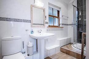 Marina House Annex - 1 Bedroom - Neyland