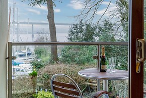 Marina House Annex - 1 Bedroom - Neyland