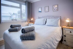 Swanbrook - 2 Bedroom Chalet- Freshwater East