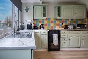 Swanbrook - 2 Bedroom Chalet- Freshwater East