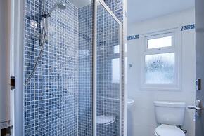 Swanbrook - 2 Bedroom Chalet- Freshwater East