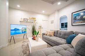 Ocean View 4BR Pool Villa KataBB Seaview