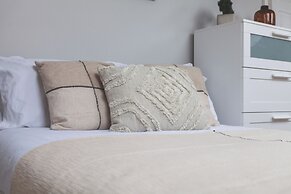 Beautiful Room in Acton