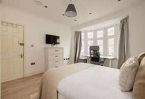 Beautiful Room in Acton