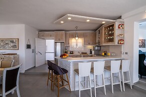 3 Paros All Season Villas