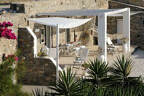 3 Paros All Season Villas