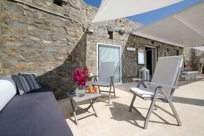 3 Paros All Season Villas