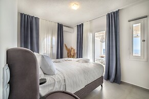 3 Paros All Season Villas