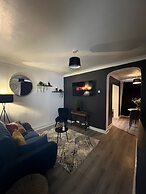 Gms Luxury House in Chatham