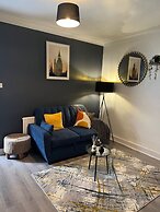 Gms Luxury House in Chatham