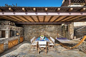 Ifigeneia Luxury Villas