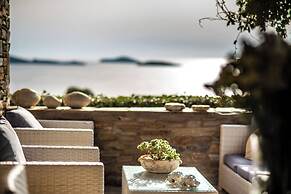 Ifigeneia Luxury Villas