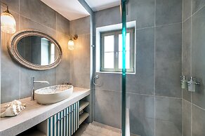 Ifigeneia Luxury Villas