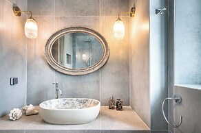 Ifigeneia Luxury Villas