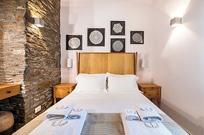 Ifigeneia Luxury Villas