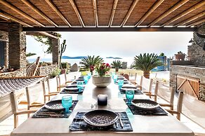 Ifigeneia Luxury Villas