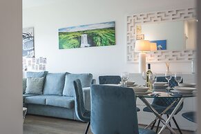 Aqui H Casa by Atlantic Holiday