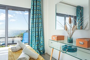 Aqui H Casa by Atlantic Holiday