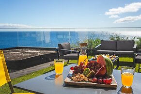 Aqui H Casa by Atlantic Holiday