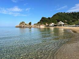 Casa Ankilena Corfu Garden Haven