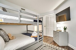 4 Mi to Dtwn Gatlinburg: Condo w/ Pool Access