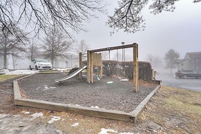 4 Mi to Dtwn Gatlinburg: Condo w/ Pool Access