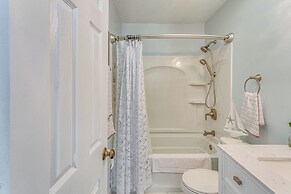 1 Mi to Ocean: Condo in North Myrtle Beach