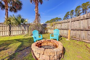 9 Mi to Flagler Beach: Home w/ Pool & Lanai!