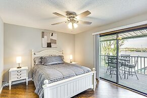 Lakefront Osage Beach Condo w/ Balcony & Pool