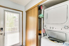 Lakefront Osage Beach Condo w/ Balcony & Pool