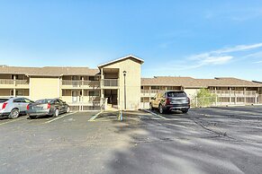 Lakefront Osage Beach Condo w/ Balcony & Pool