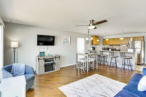 Lakefront Osage Beach Condo w/ Balcony & Pool