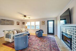 Steps to Dtwn & Fabulous Restaurants: Chic Condo