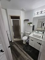 Family Luxury Home With Pool in Mcallen Near by Hospitals and Stores