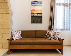 The Owl House Near Chania City Centre