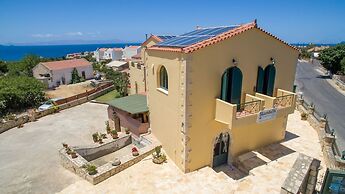 Skandalis Apartments With Pool